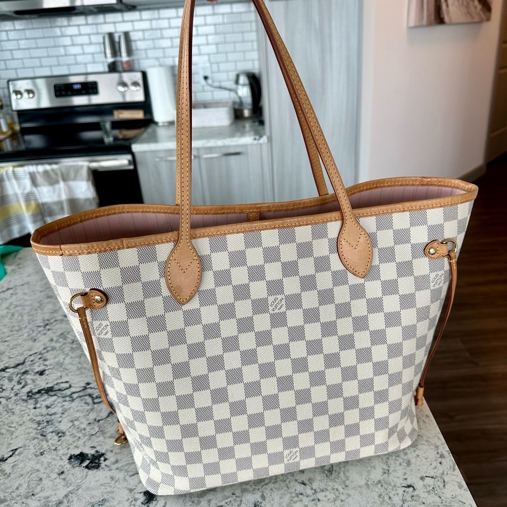 Louis Vuitton Neverfull Tote MM White Canvas Damier Azur Rose w/ Matching Insert